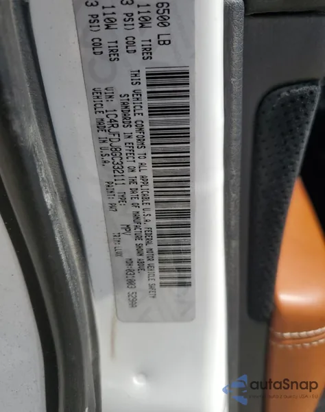 2016 Jeep Grand Cherokee Srt-8 from USA, damaged, VIN 1C4RJFDJ8GC332111